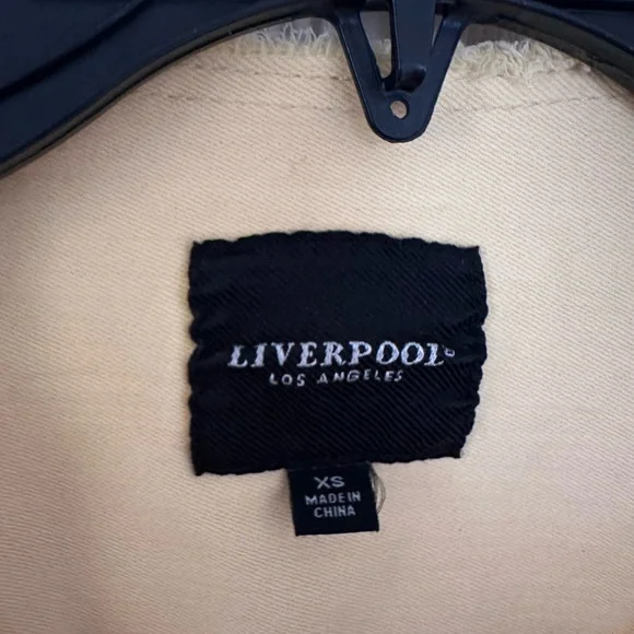 Never Worn Liverpool Yellow Jean Jacket Cropped Fitted - Picture 3 of 3